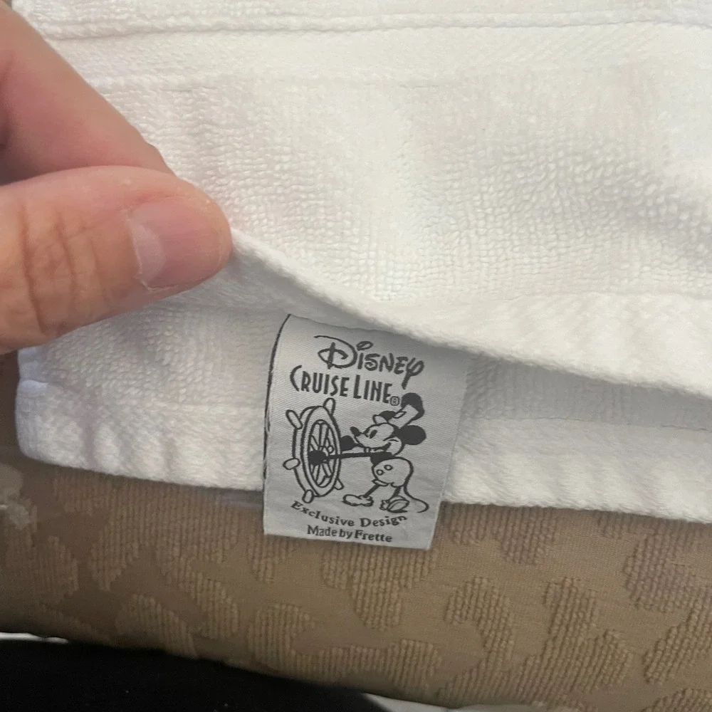 Disney Cruise Line Frette White Cotton Hand Towel Embossed Wave Logo Made Turkey